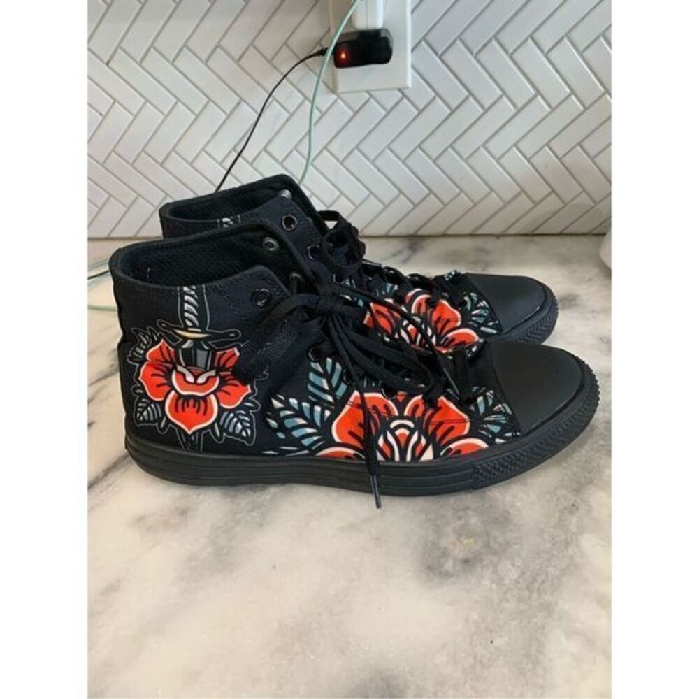 Raad high tops Black with red roses. Size 12